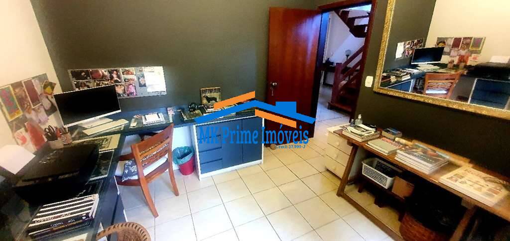 Casa de Condomínio à venda com 4 quartos, 213m² - Foto 19