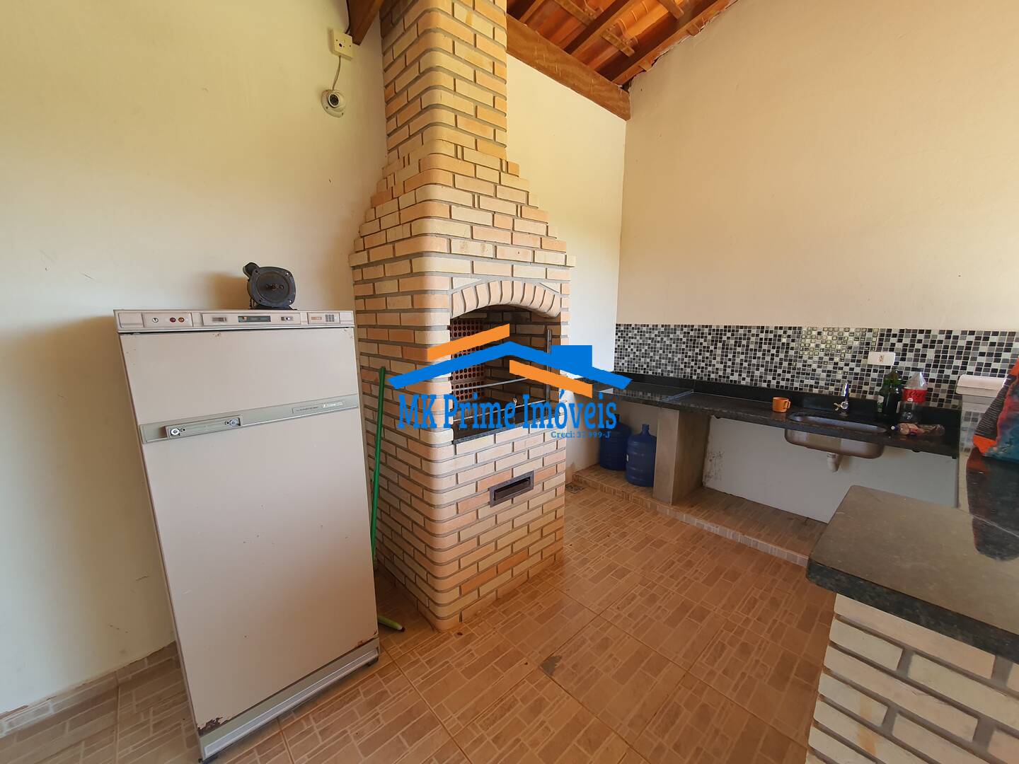Chácara à venda com 3 quartos, 233m² - Foto 25
