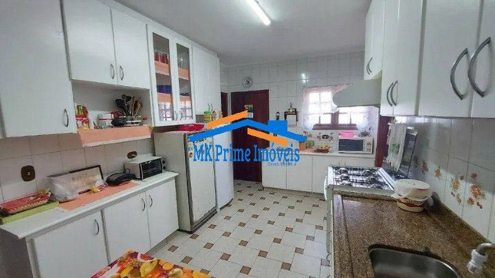 Casa de Condomínio à venda com 4 quartos, 390m² - Foto 18