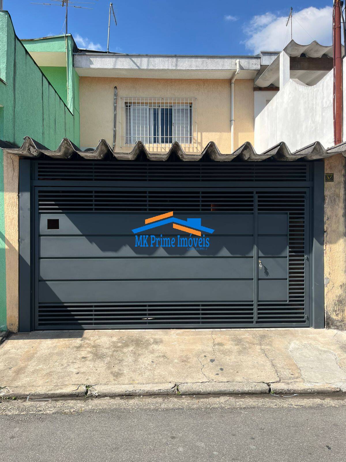 Sobrado à venda com 3 quartos, 160m² - Foto 1