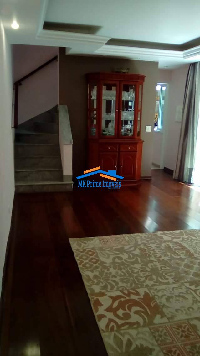 Sobrado à venda e aluguel com 4 quartos, 147m² - Foto 2