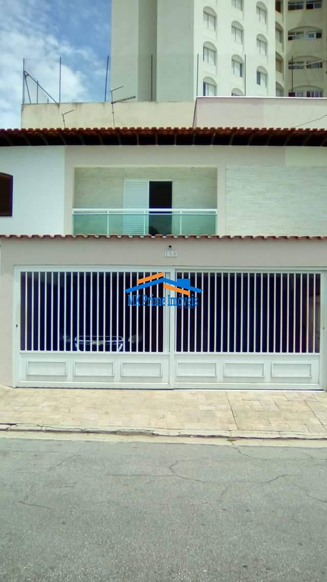 Sobrado à venda e aluguel com 4 quartos, 147m² - Foto 1