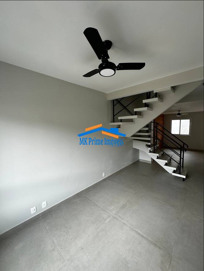 Casa de Condomínio à venda e aluguel com 3 quartos, 177m² - Foto 6