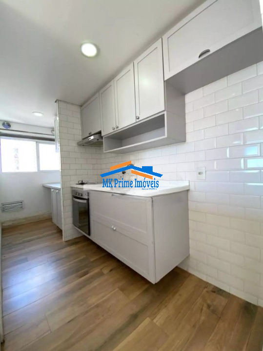Apartamento à venda com 3 quartos, 60m² - Foto 13