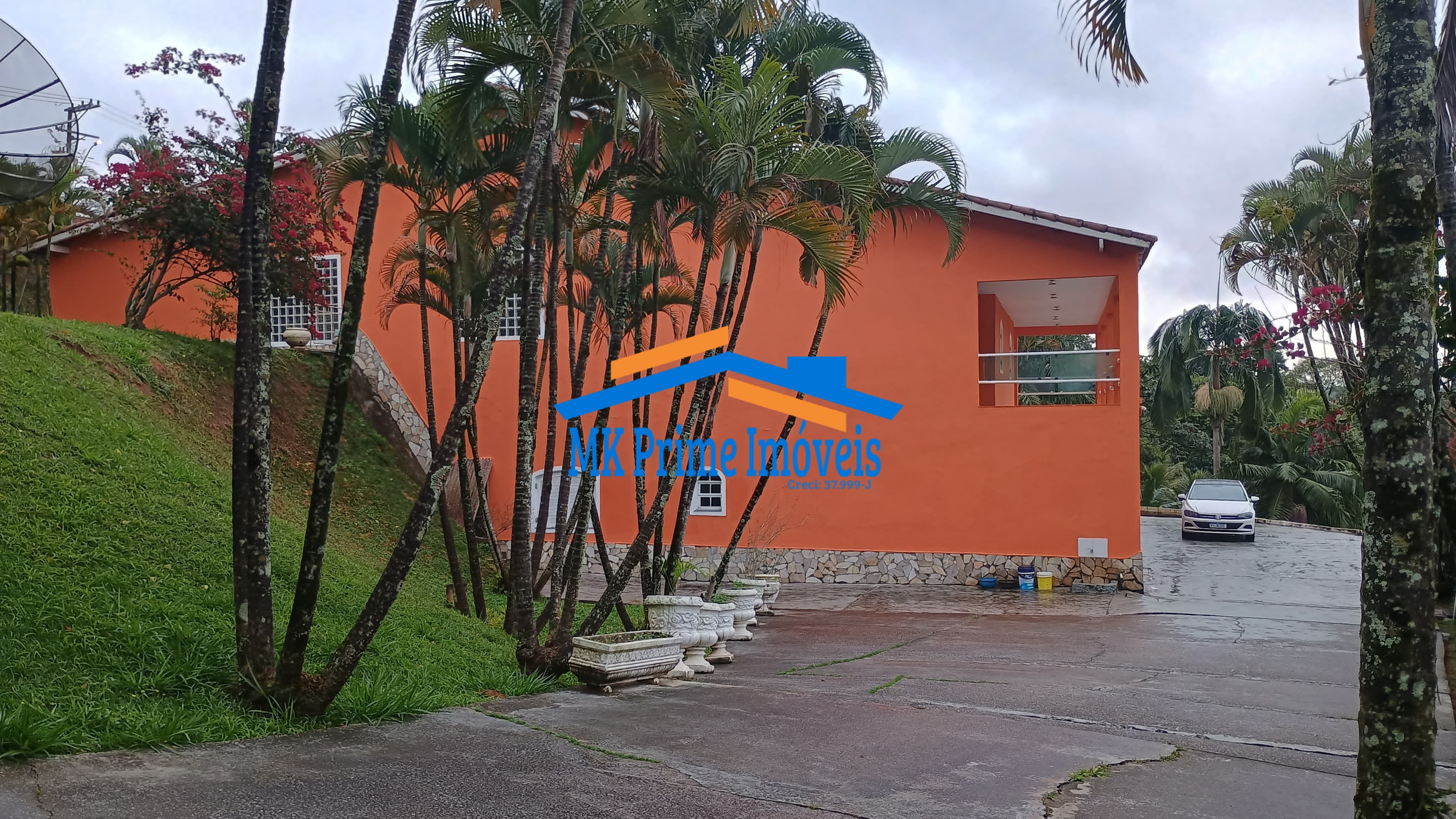 Sobrado à venda com 5 quartos, 1100m² - Foto 4