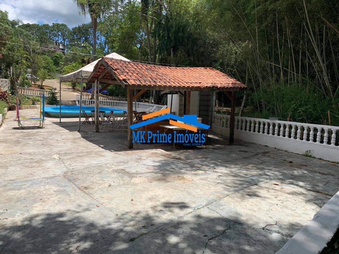 Casa à venda com 6 quartos, 1316m² - Foto 4