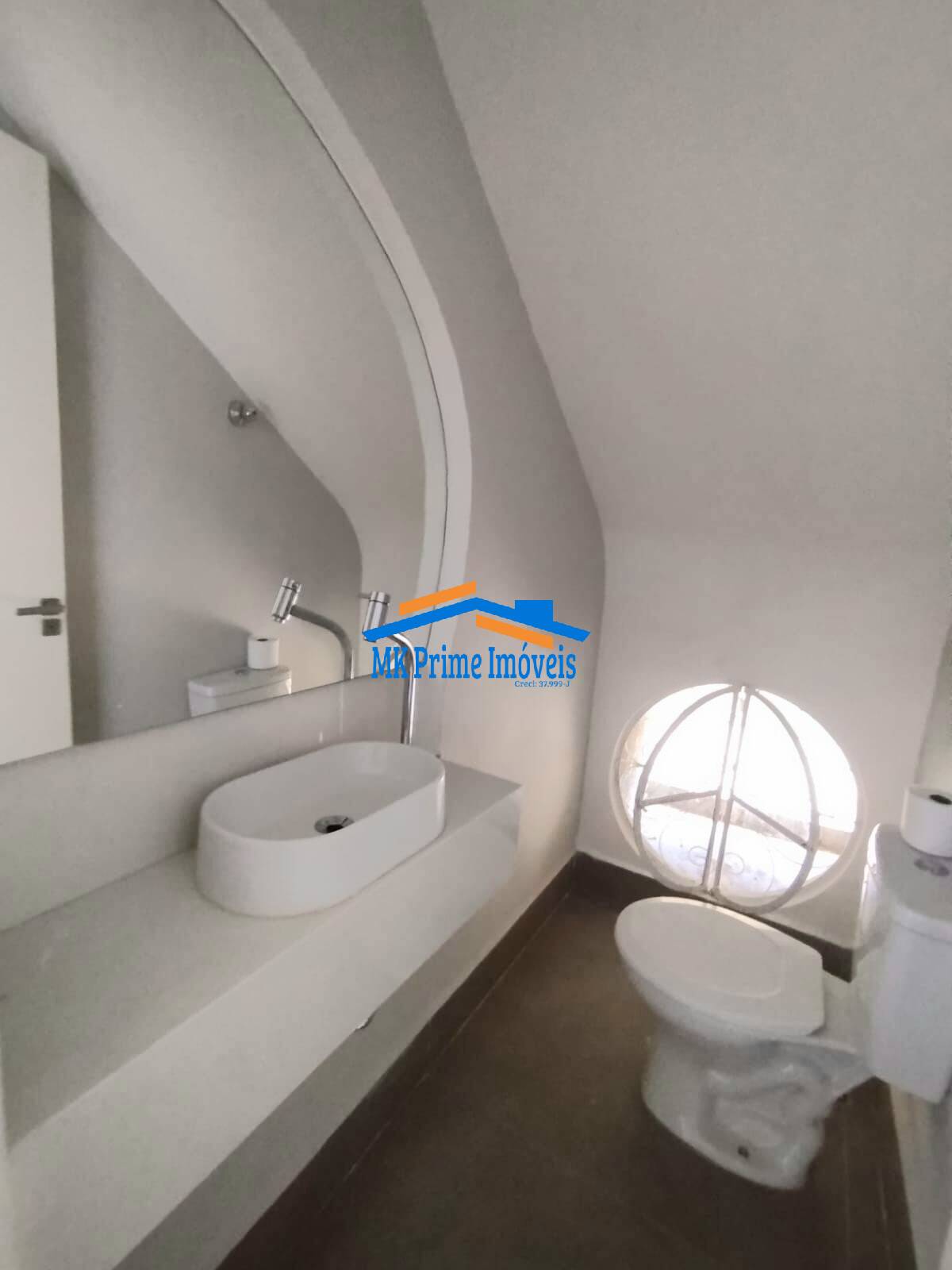Casa para alugar com 3 quartos, 204m² - Foto 10