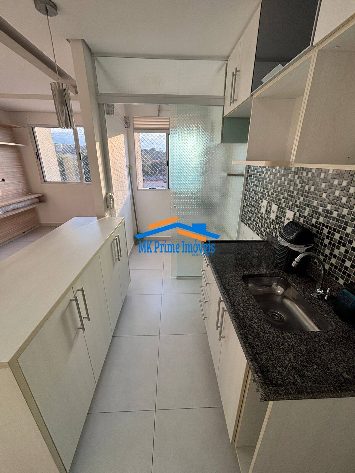Apartamento à venda com 2 quartos, 45m² - Foto 11