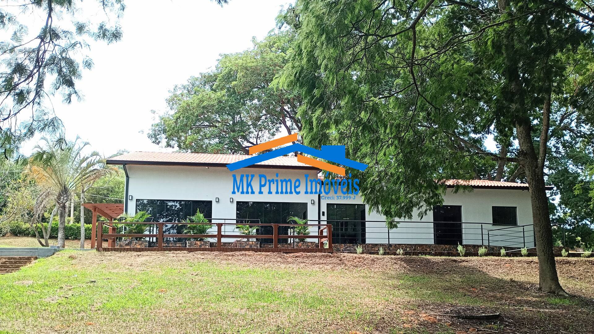 Chácara à venda com 3 quartos, 104m² - Foto 4