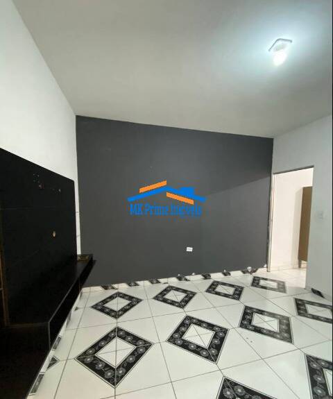Casa à venda com 8 quartos, 125m² - Foto 3