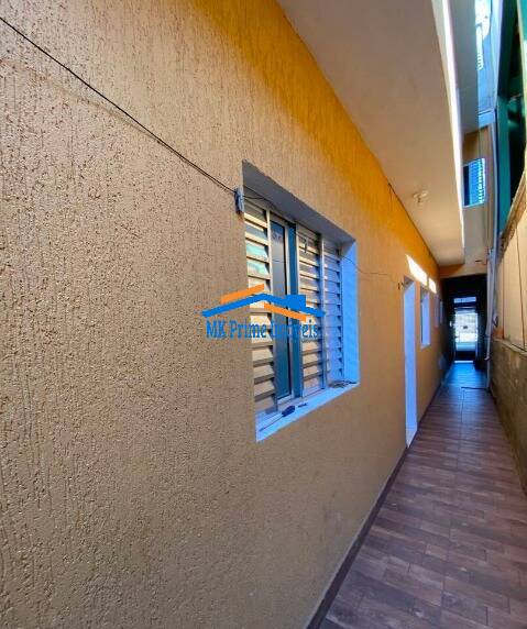 Casa à venda com 8 quartos, 125m² - Foto 2