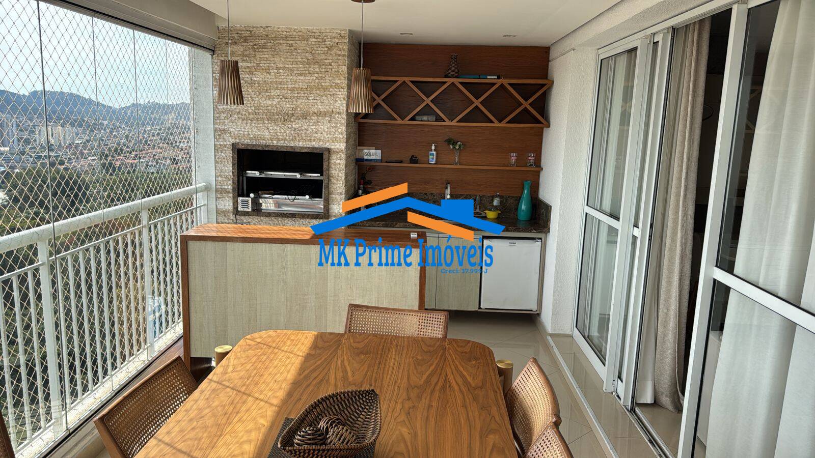 Apartamento à venda com 3 quartos, 107m² - Foto 1