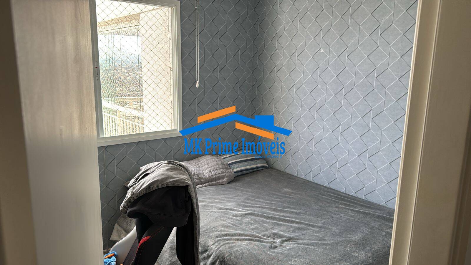 Apartamento à venda com 3 quartos, 107m² - Foto 12