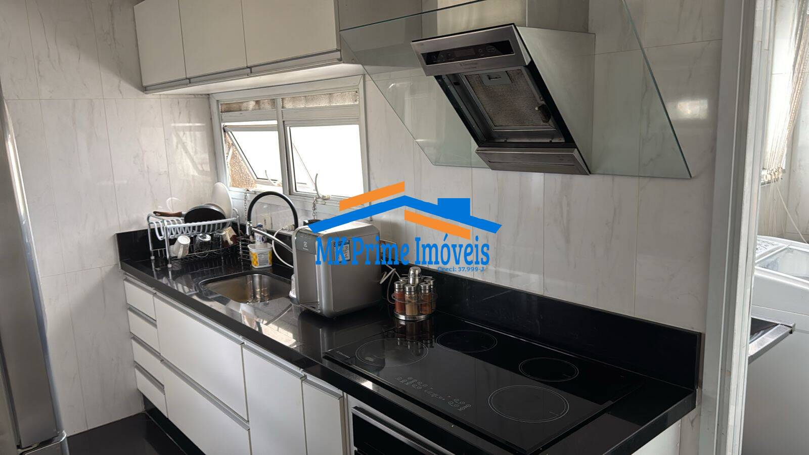 Apartamento à venda com 3 quartos, 107m² - Foto 18