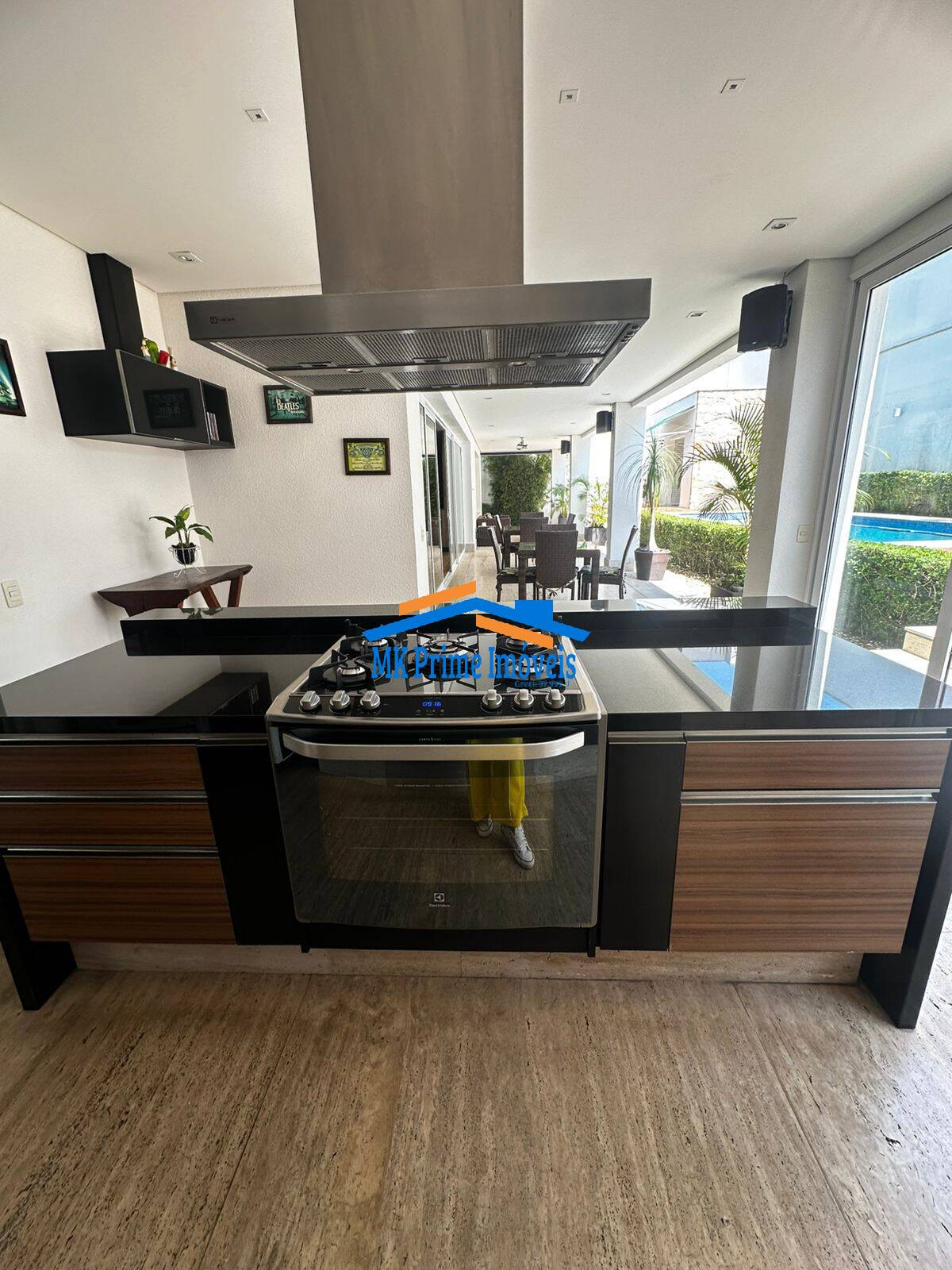 Casa de Condomínio à venda com 4 quartos, 740m² - Foto 4