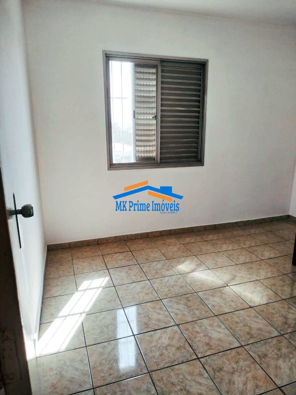 Apartamento à venda com 2 quartos, 62m² - Foto 12