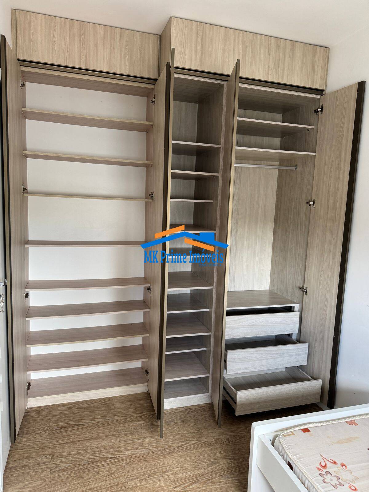 Apartamento à venda com 3 quartos, 109m² - Foto 21