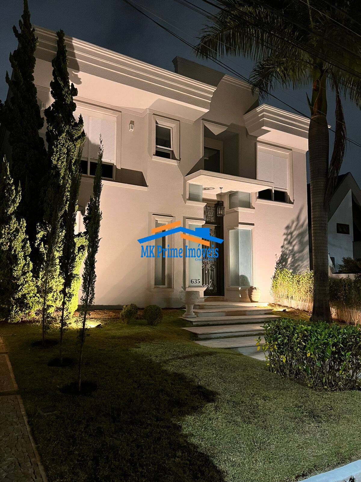 Casa de Condomínio à venda com 5 quartos, 660m² - Foto 1