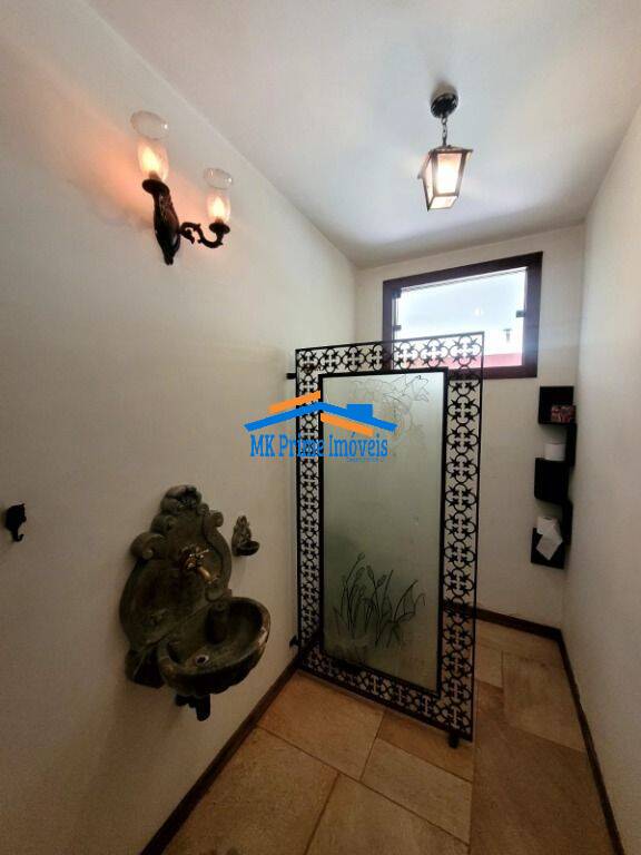 Casa de Condomínio à venda com 4 quartos, 400m² - Foto 16