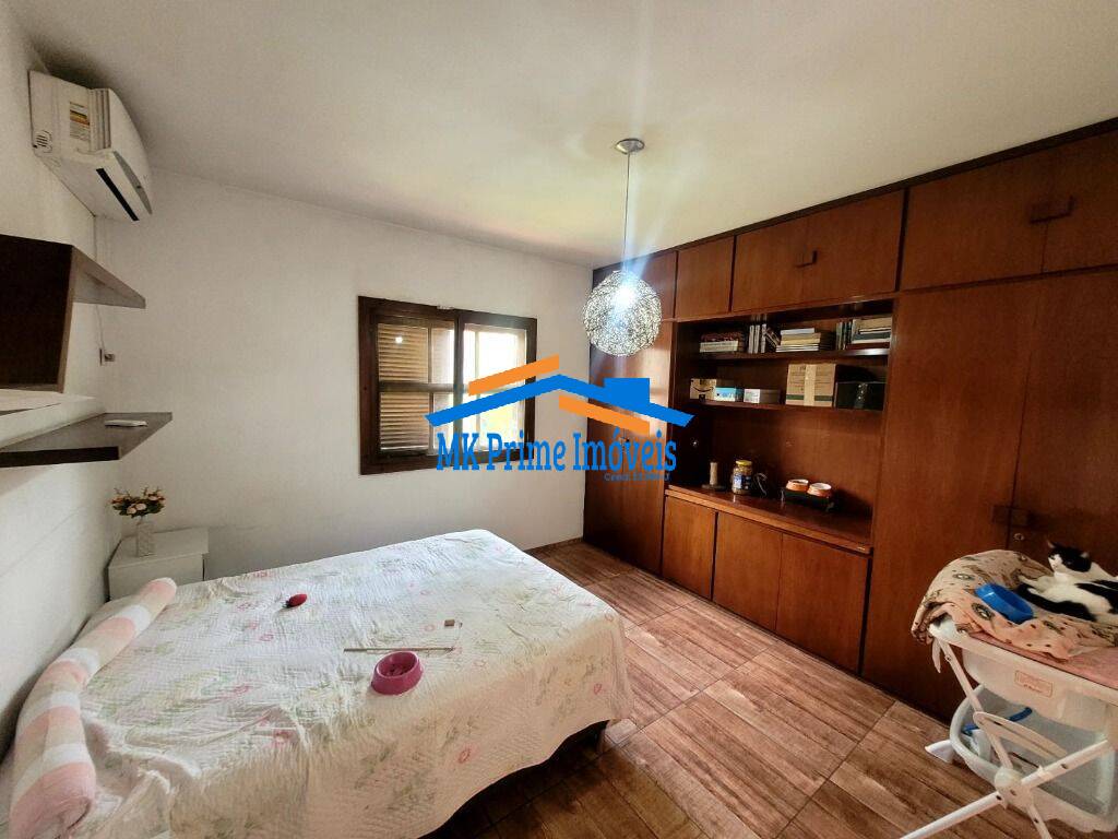 Casa de Condomínio à venda com 4 quartos, 400m² - Foto 14