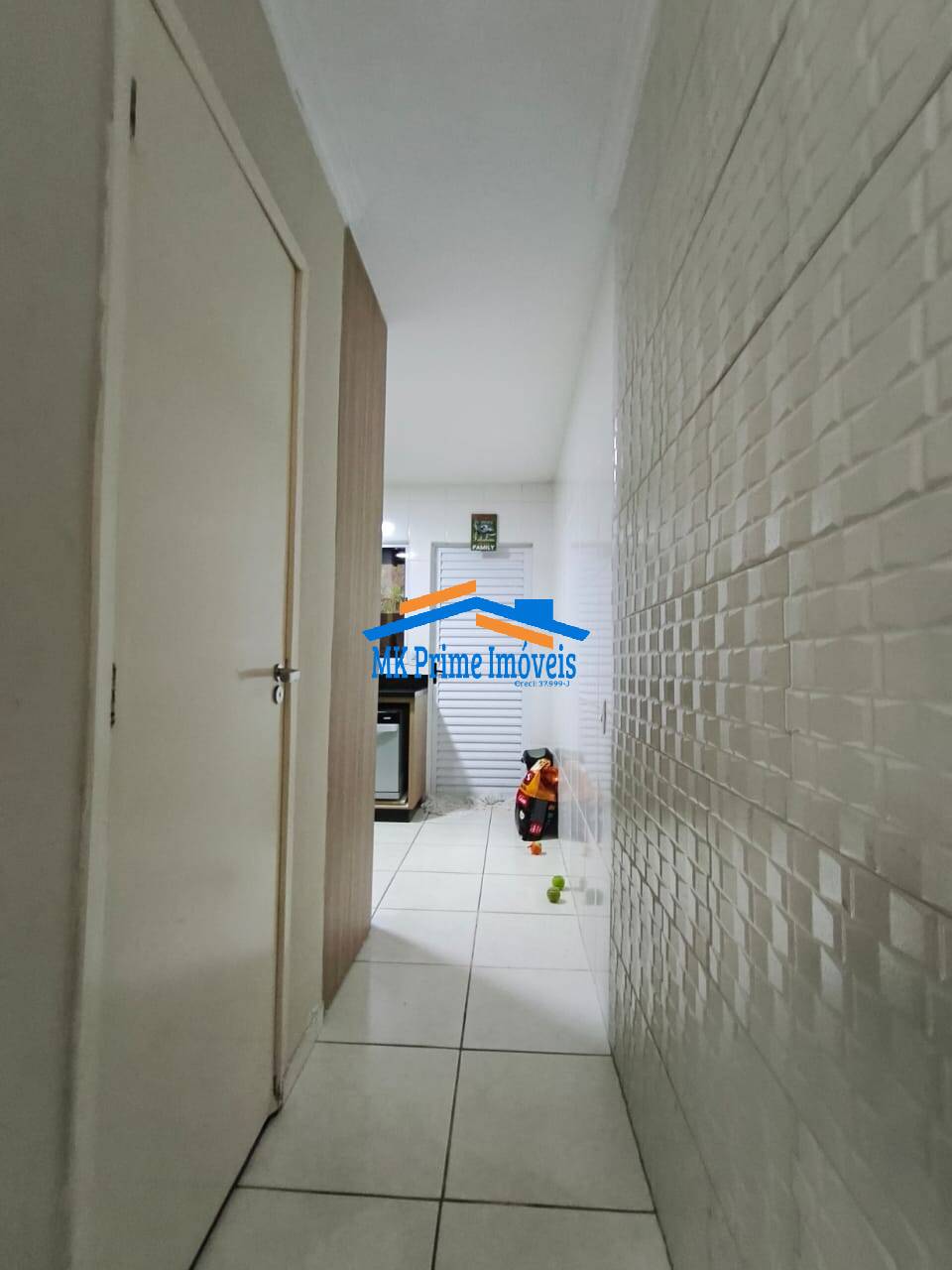 Sobrado à venda com 2 quartos, 75m² - Foto 4