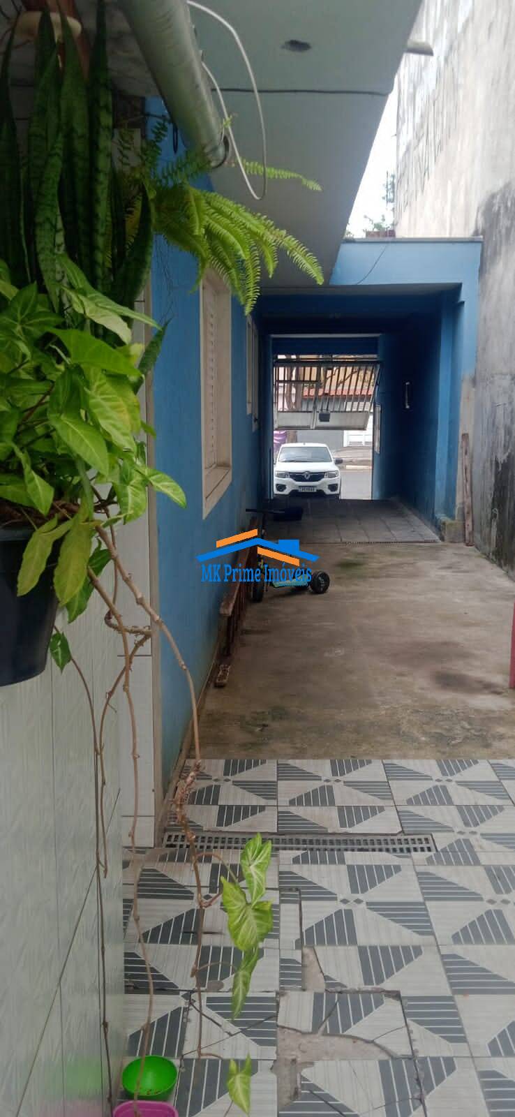 Casa à venda com 2 quartos, 350m² - Foto 2