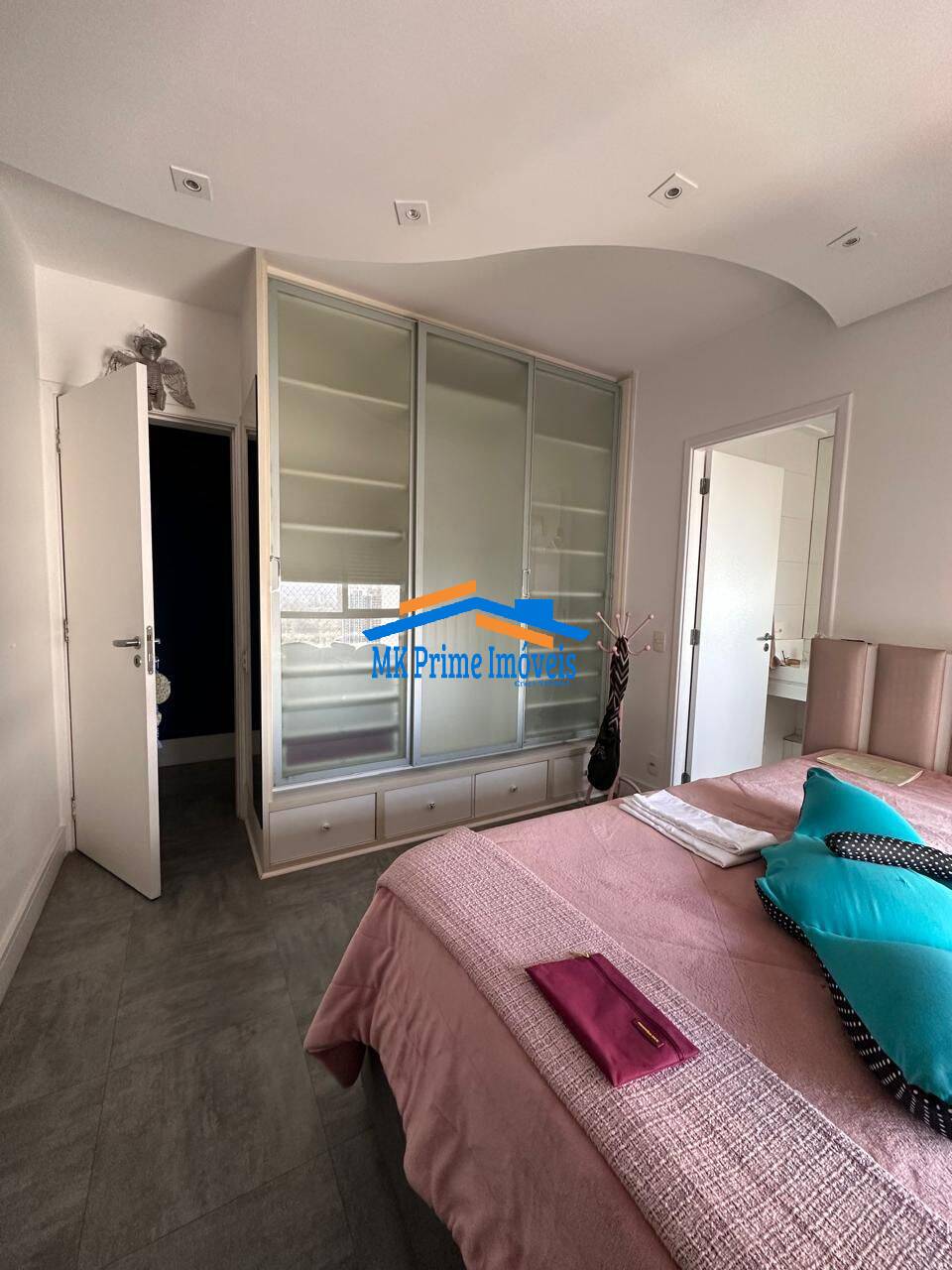 Apartamento à venda com 3 quartos, 155m² - Foto 17