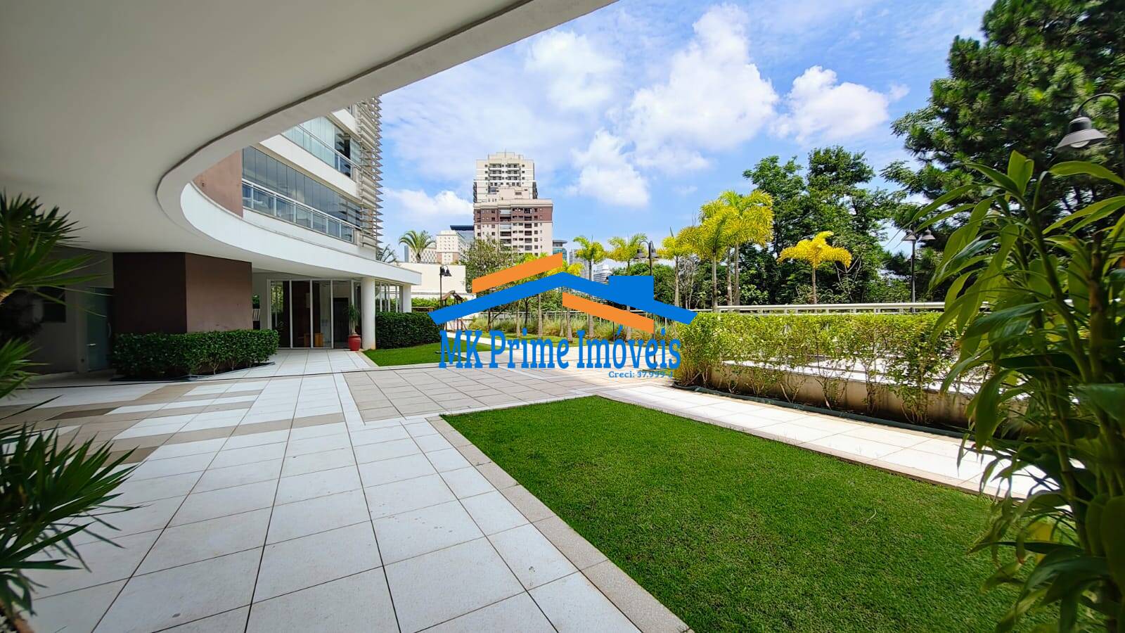 Apartamento à venda com 3 quartos, 155m² - Foto 32