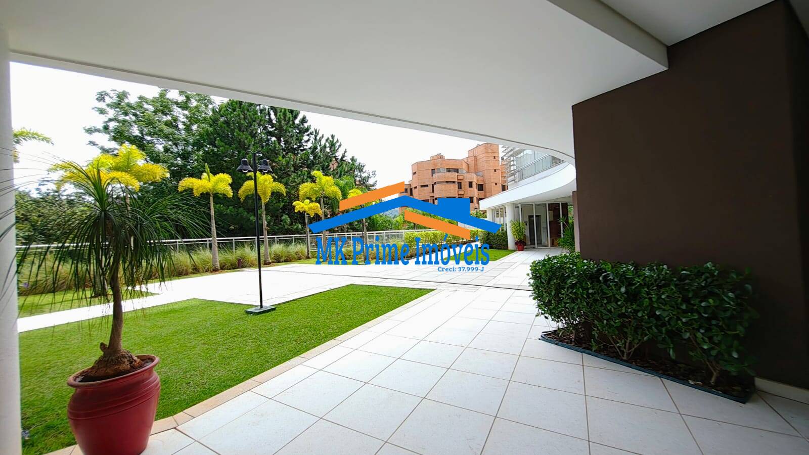 Apartamento à venda com 3 quartos, 155m² - Foto 35