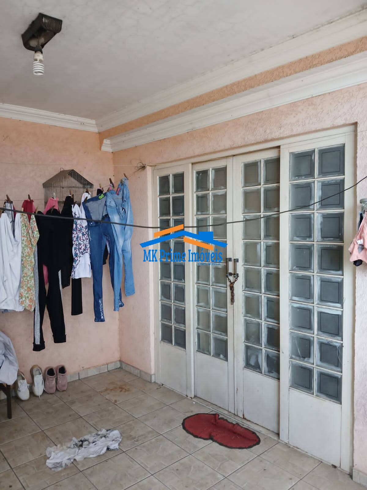 Casa à venda com 3 quartos, 240m² - Foto 9