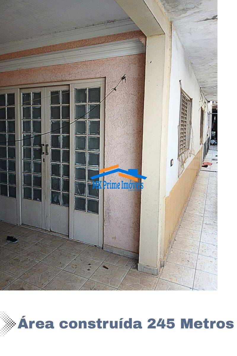 Casa à venda com 3 quartos, 240m² - Foto 30