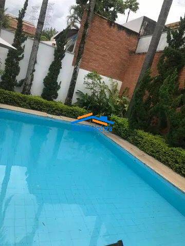 Casa de Condomínio à venda com 4 quartos, 310m² - Foto 3