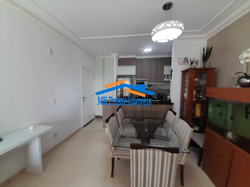 Apartamento à venda com 3 quartos, 74m² - Foto 4