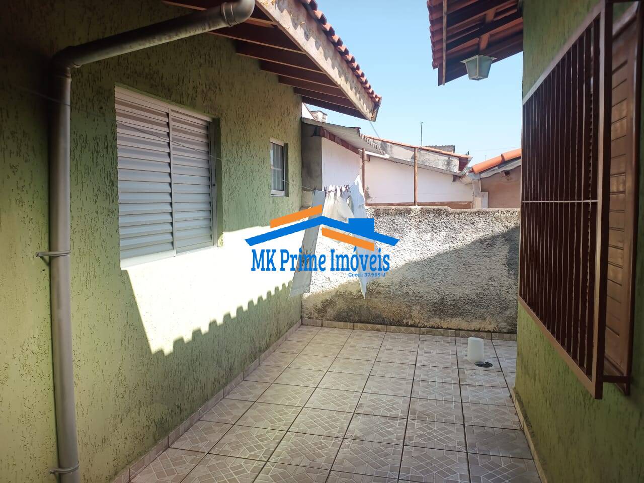 Casa à venda com 2 quartos, 160m² - Foto 14