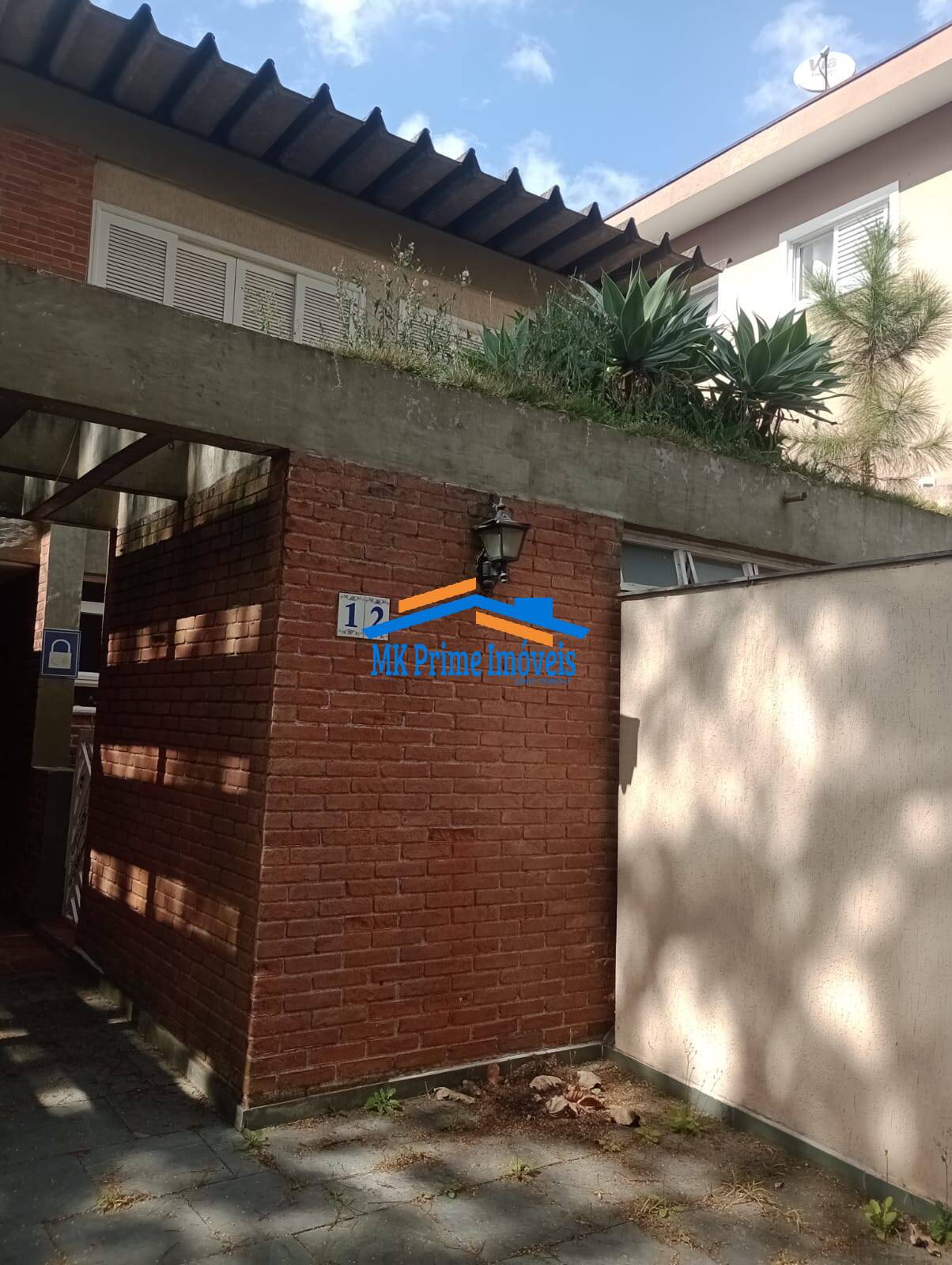Sobrado à venda e aluguel com 3 quartos, 250m² - Foto 3