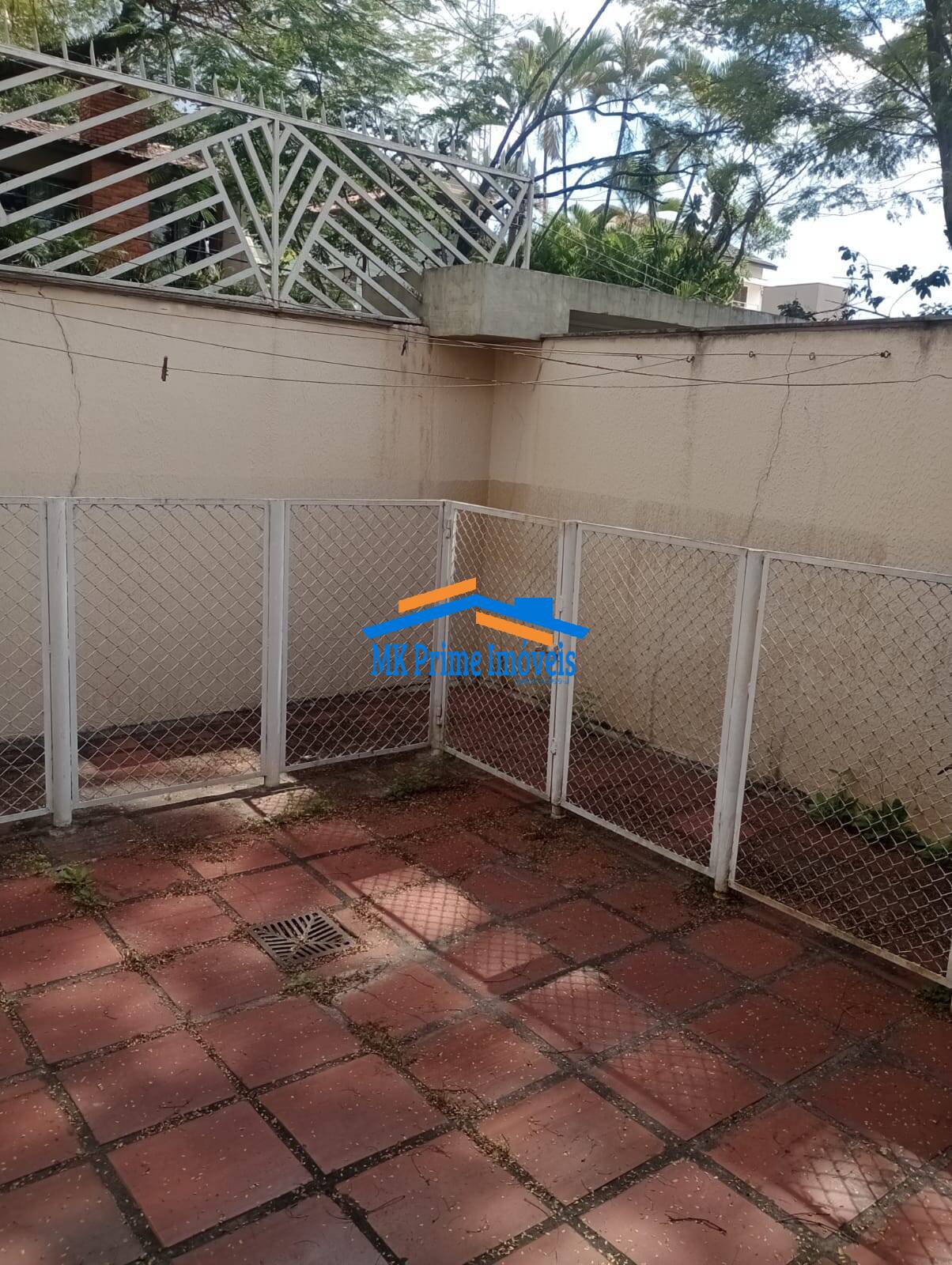 Sobrado à venda e aluguel com 3 quartos, 250m² - Foto 6