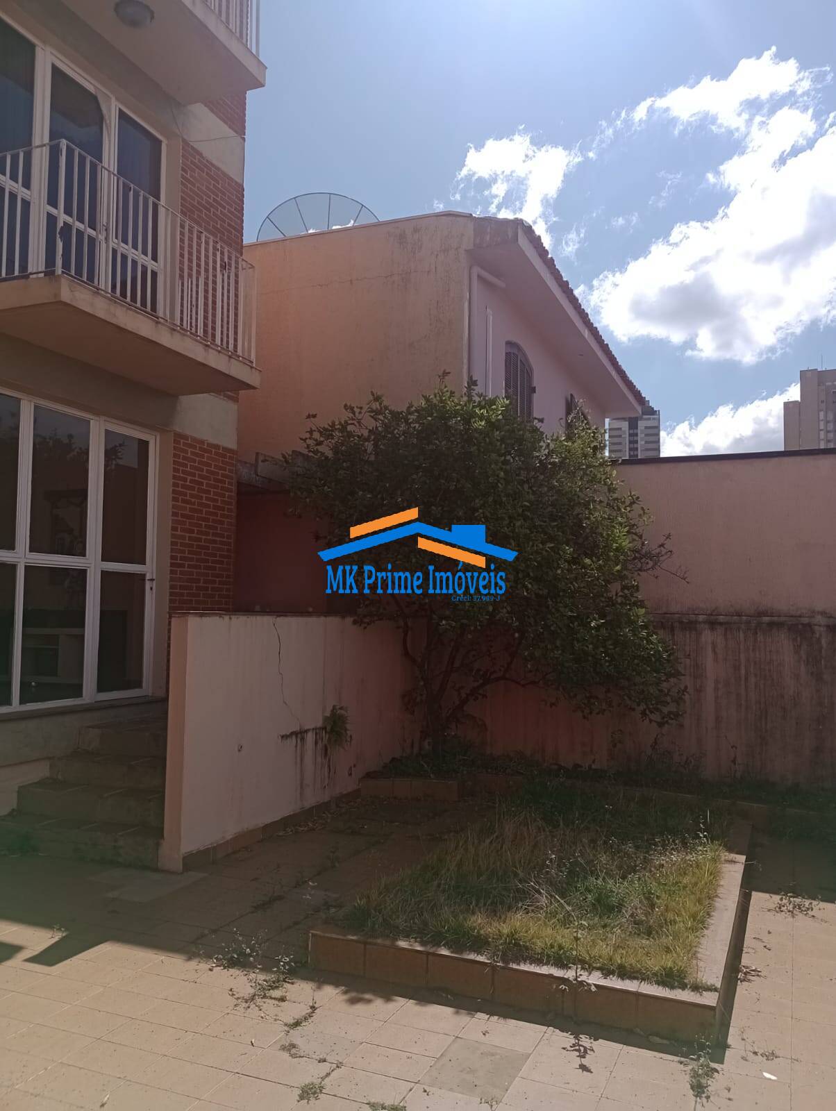 Sobrado à venda e aluguel com 3 quartos, 250m² - Foto 9
