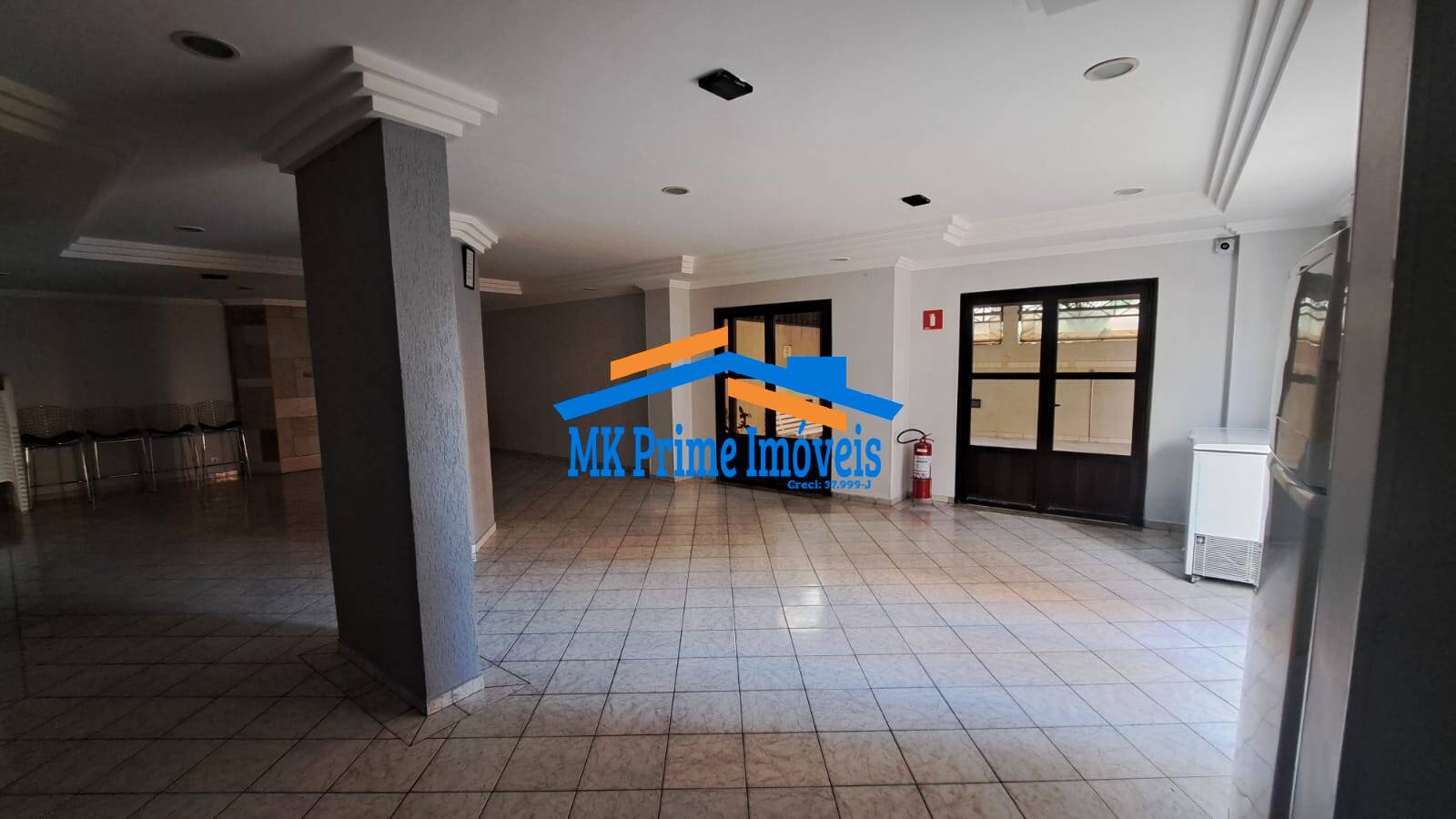 Apartamento para alugar com 3 quartos, 75m² - Foto 8