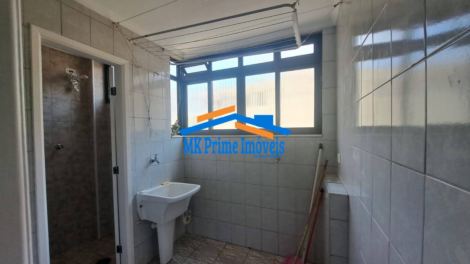 Apartamento para alugar com 3 quartos, 75m² - Foto 11