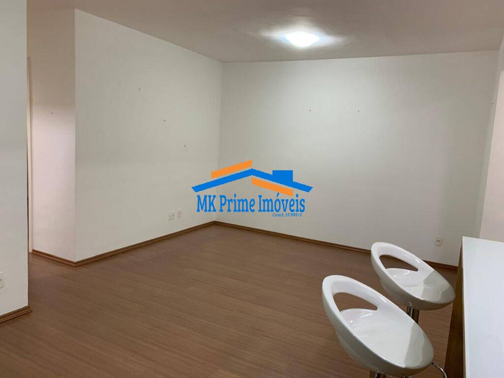 Apartamento à venda com 2 quartos, 76m² - Foto 3
