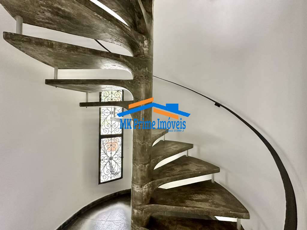 Sobrado à venda com 4 quartos, 432m² - Foto 15