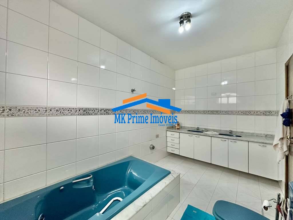 Sobrado à venda com 4 quartos, 432m² - Foto 40
