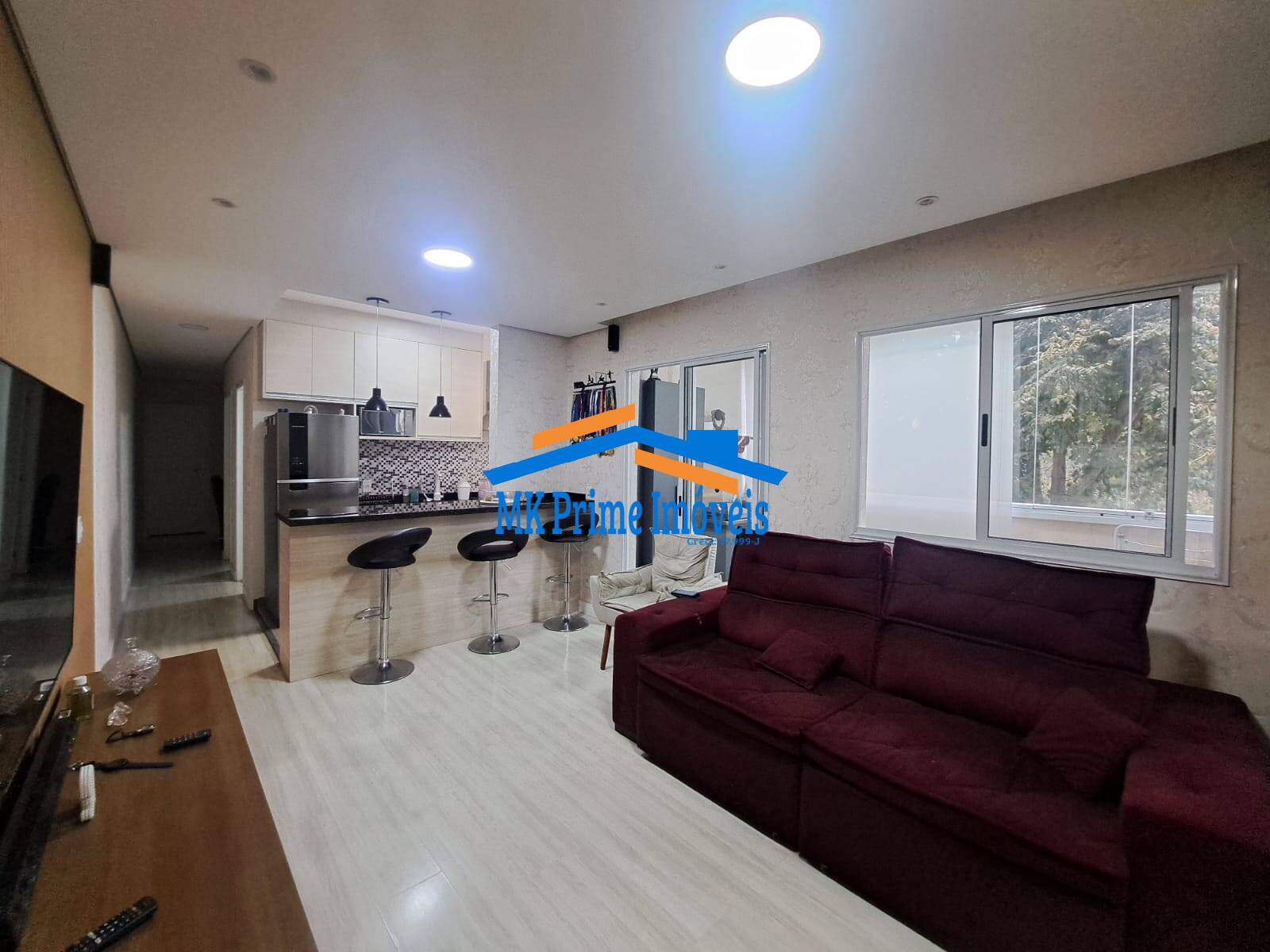 Apartamento à venda com 3 quartos, 74m² - Foto 1