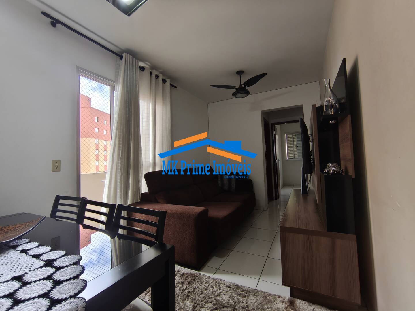 Apartamento à venda com 2 quartos, 61m² - Foto 1