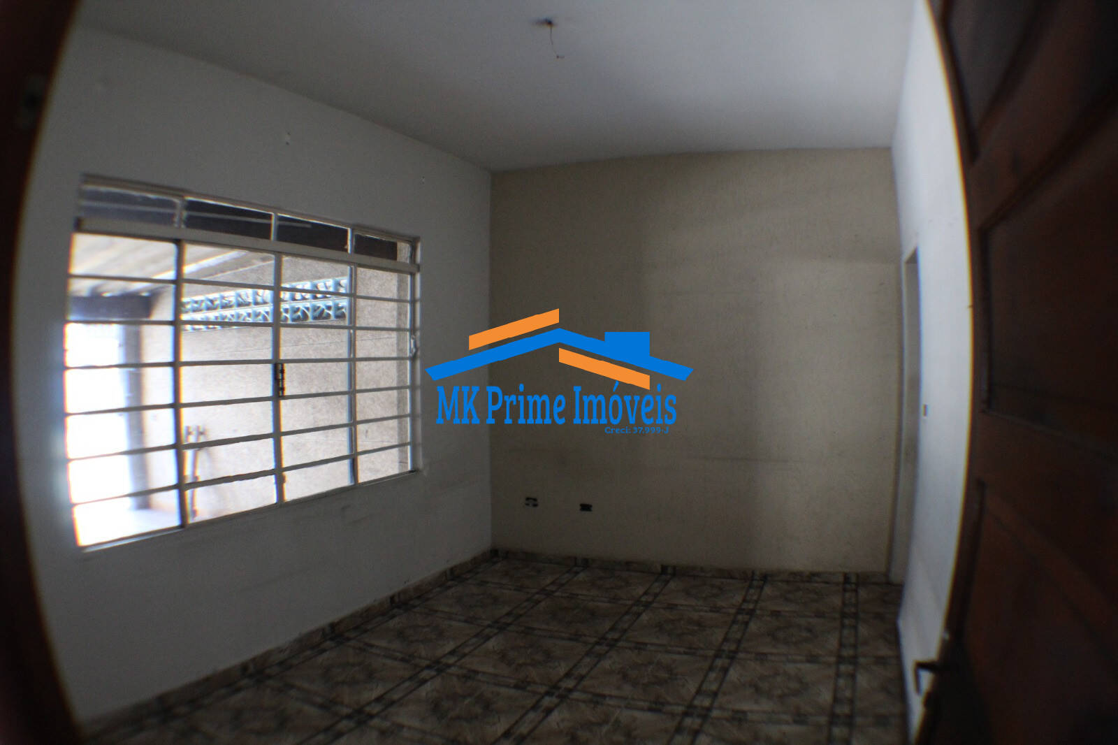 Casa à venda com 2 quartos, 147m² - Foto 1