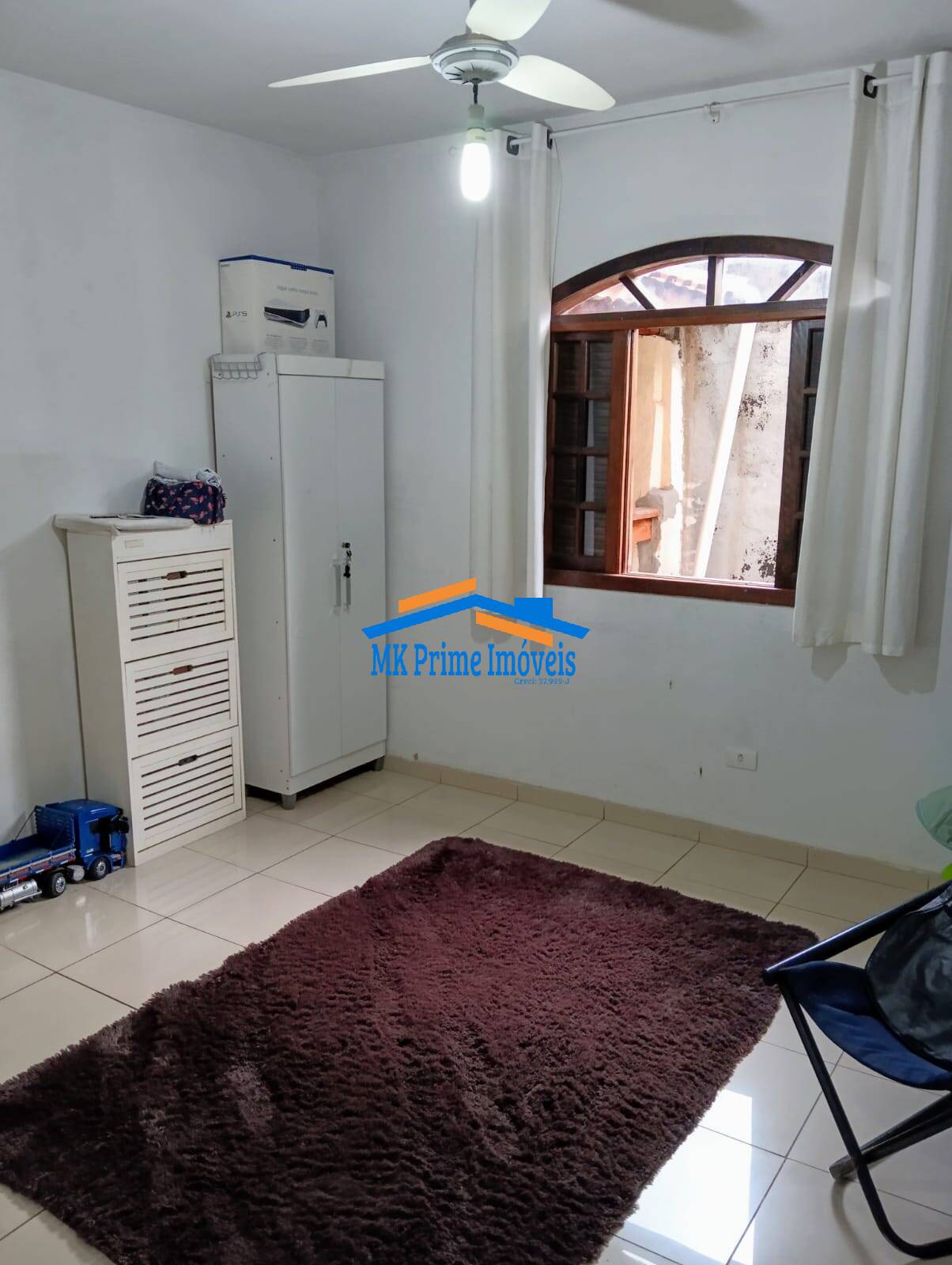 Casa à venda com 3 quartos, 271m² - Foto 8