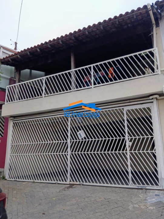 Casa à venda com 3 quartos, 271m² - Foto 1