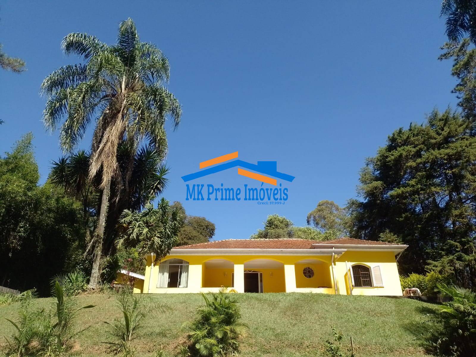 Chácara, 4 quartos, 3300 m² - Foto 1