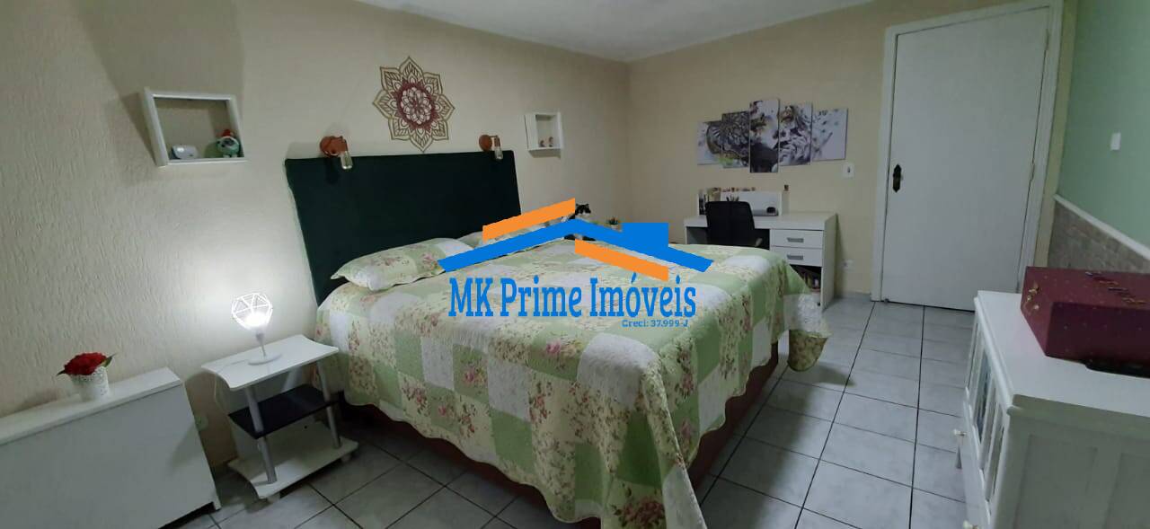 Casa, 3 quartos, 245 m² - Foto 16