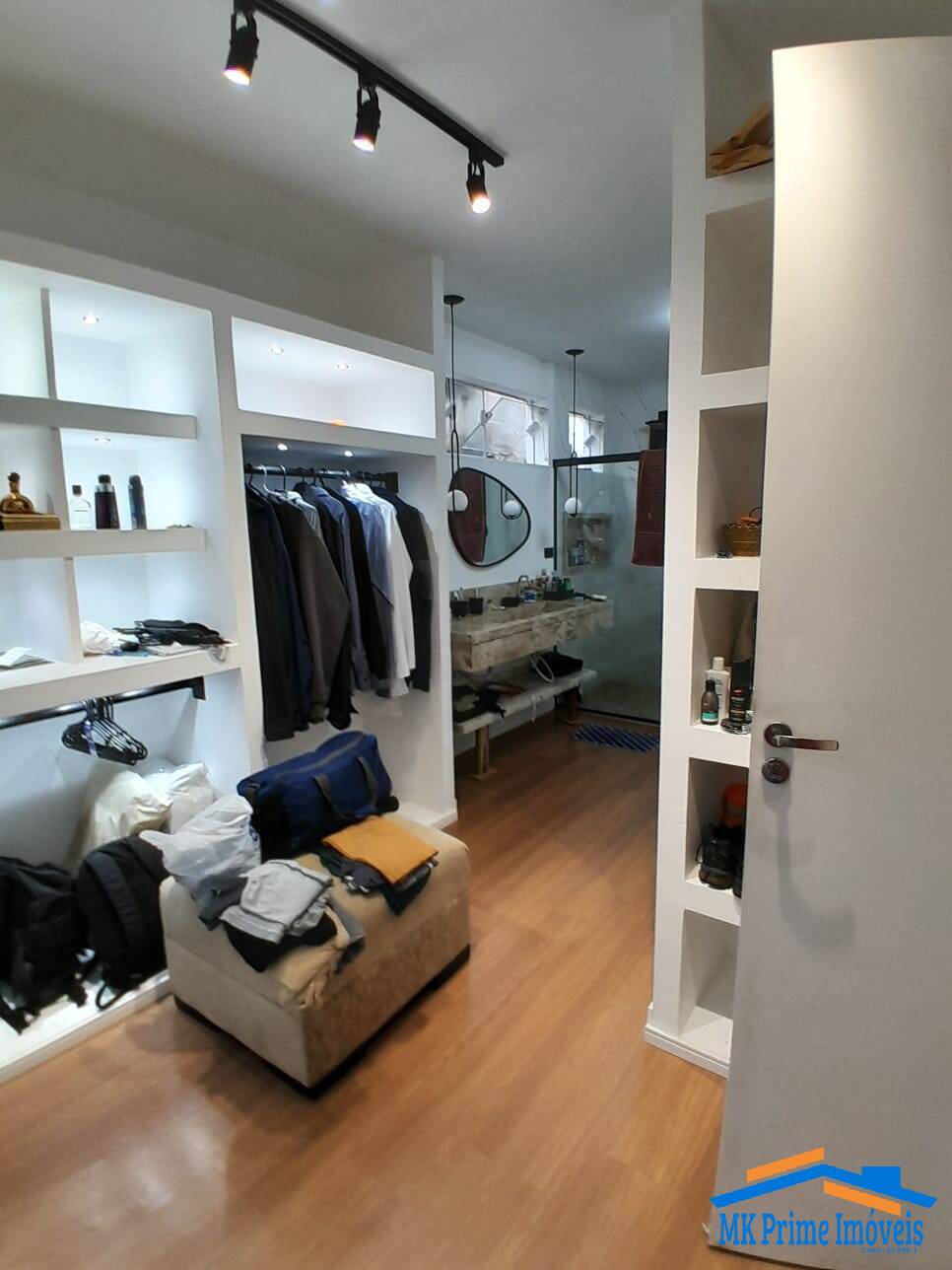 Casa, 3 quartos, 240 m² - Foto 17
